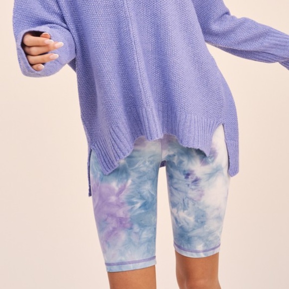 Last 1! NWT Buttery Soft Tie Dye High Waist Biker Shorts - Picture 4 of 4